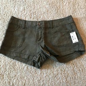 NWT Aeropostale Bayleaf Cargo Short